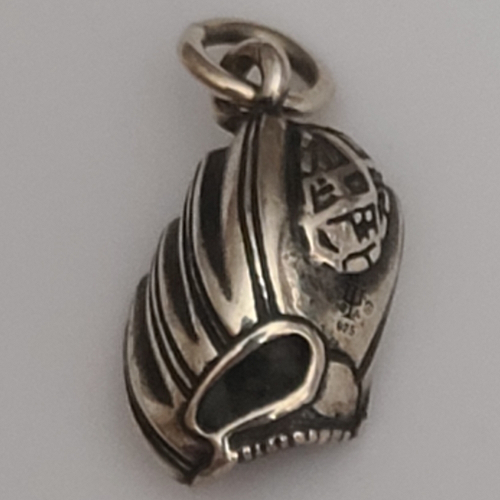 James Avery 925 Retired Baseball Glove Charm Pendant Sterling Silver Signed Vtg
